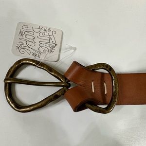NWT $78 FREE PEOPLE BROWN LEATHER DISTRESSED BUCKLE BELT S/M